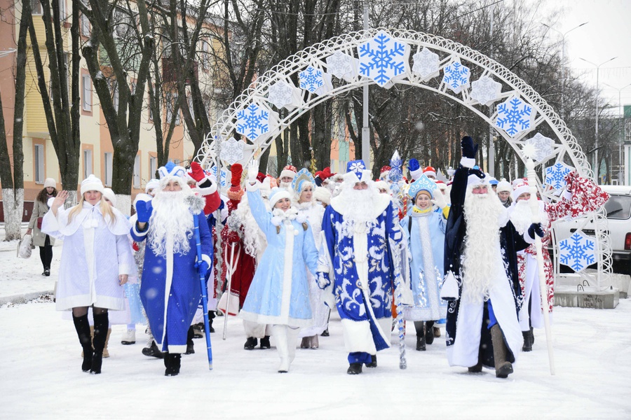 Губкинский городской округ культура. Управление культуры Губкинского городского округа. Новогодний праздник ЦНТ город Баймак. Зимняя свадьба 2020 Губкин. Фото дед Мороза в Губкинском.