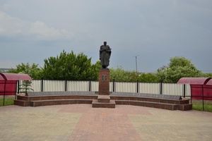 Братская могила советских воинов, г. Губкин, переулок Героев